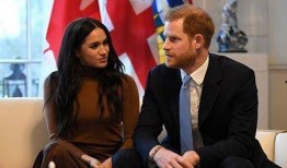 外媒爆料女王视频,女王视频引发热议，揭秘王室幕后真相